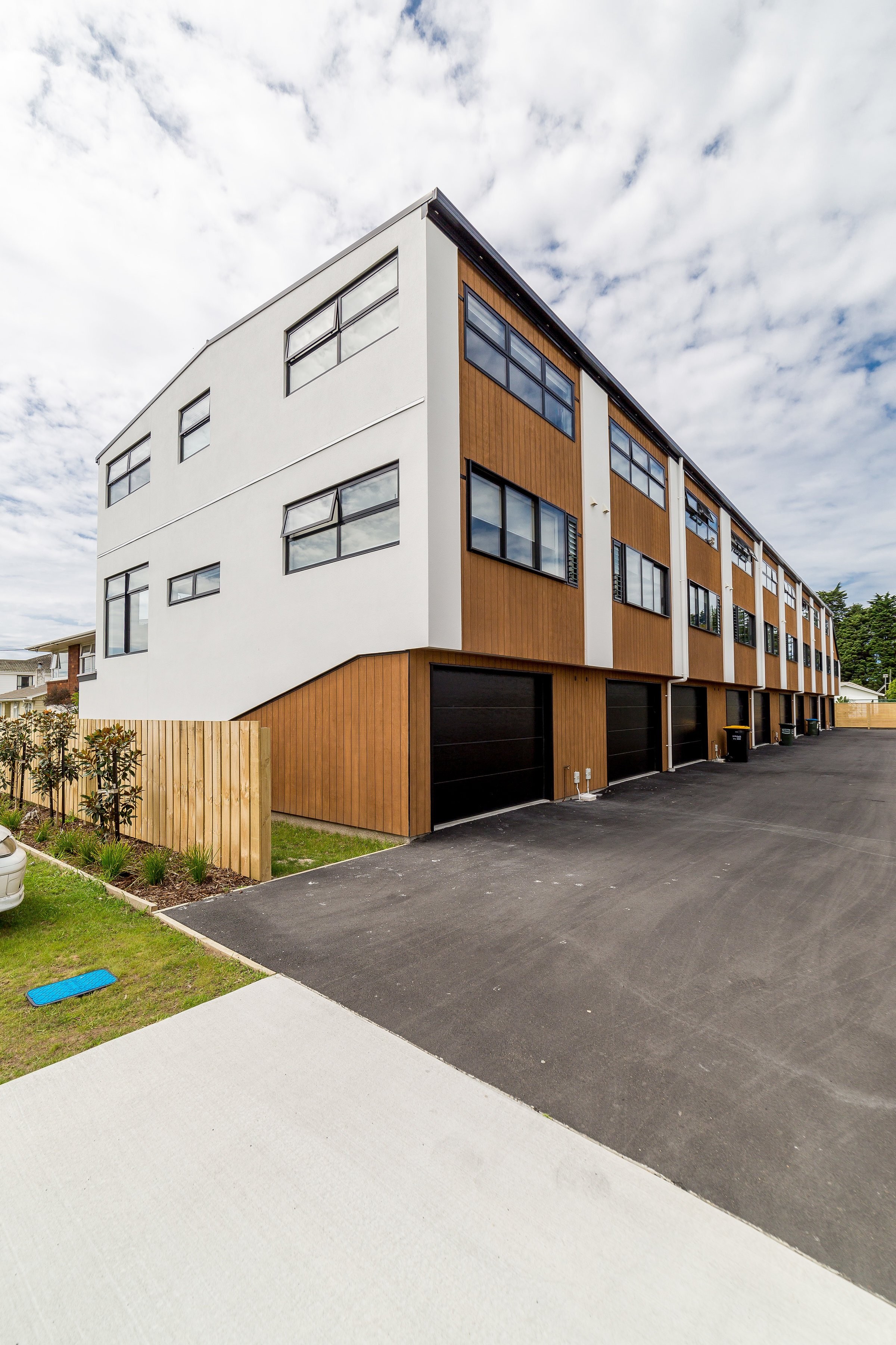 53 | 63 Tawa Street — townhouse design
