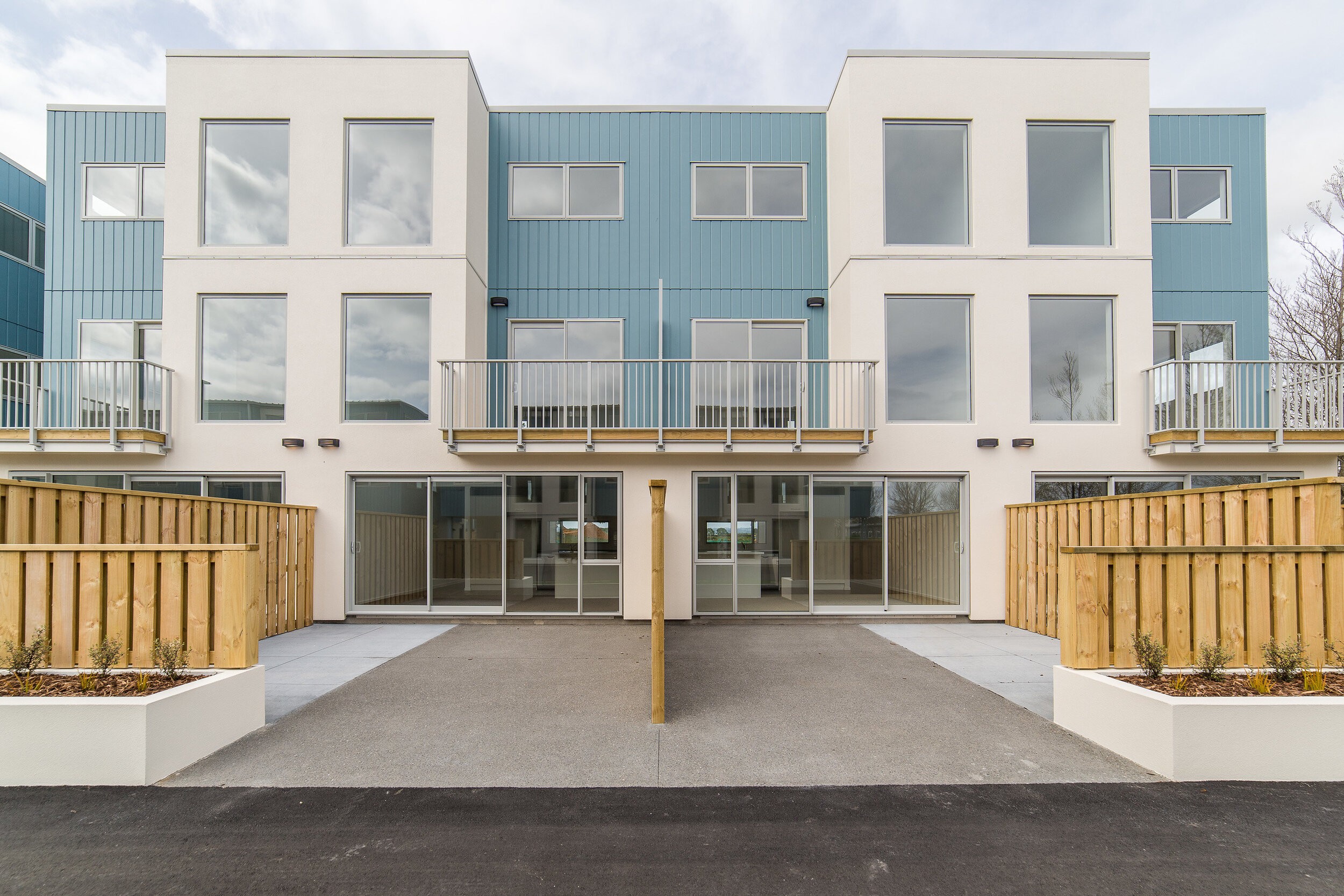 Nine Oaks — townhouse design — view 6