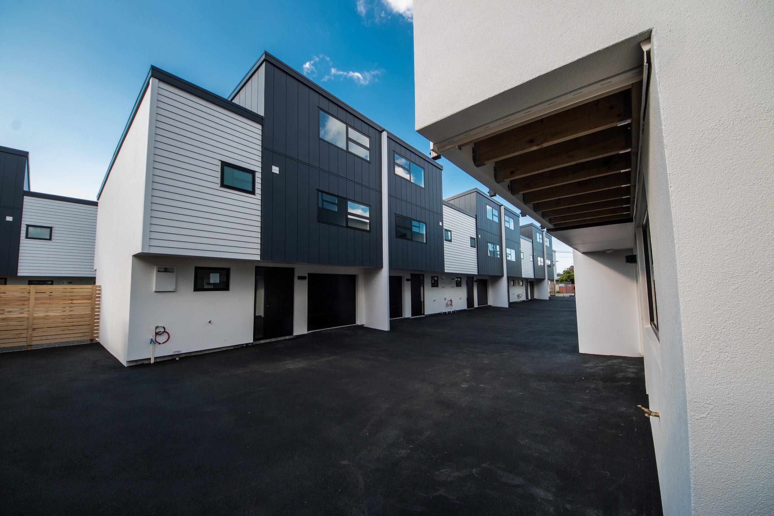 Blake Landing — townhouse design — view 7