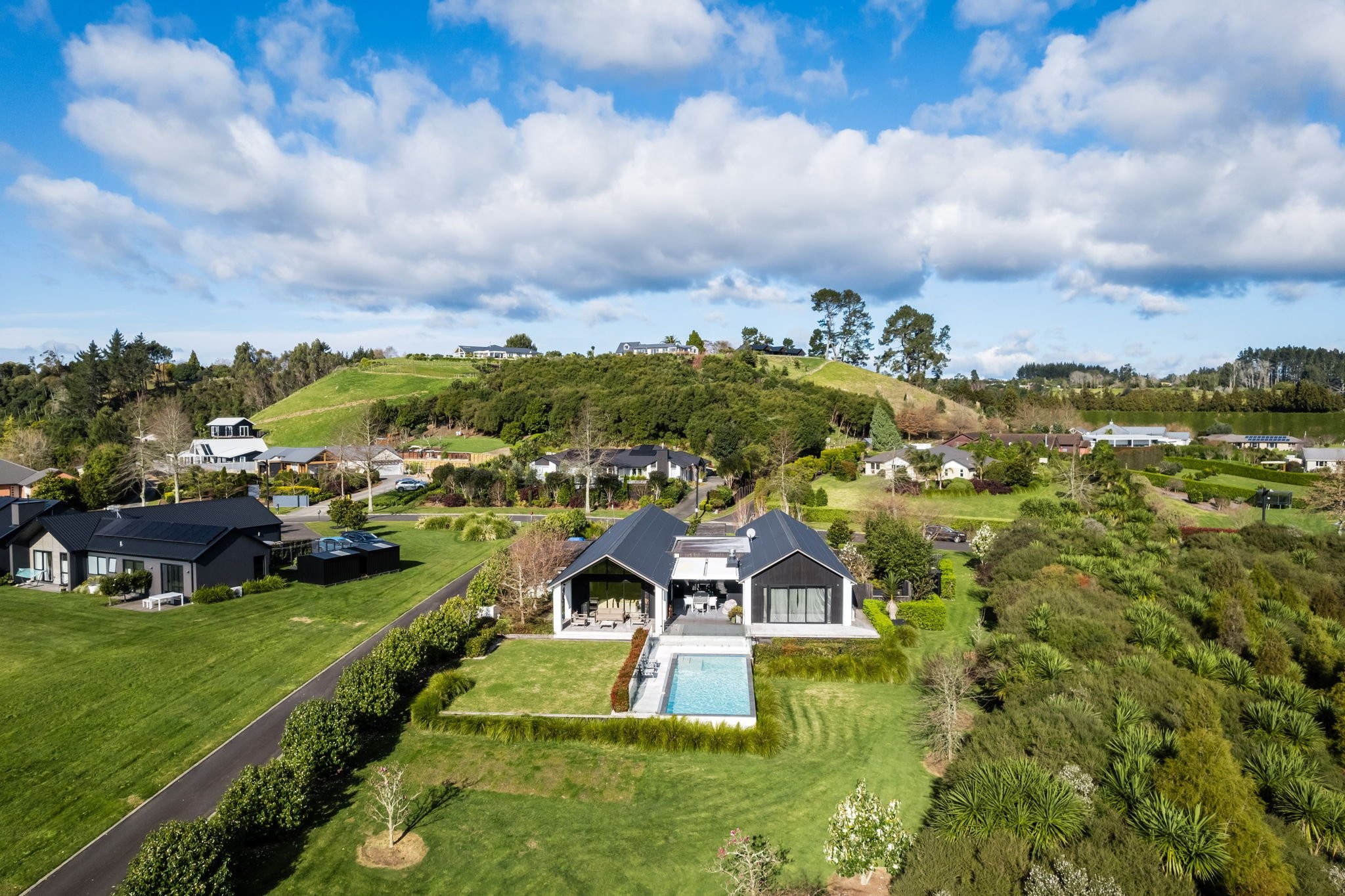 Philips Drive — residential house design, Oropi, Tauranga — view 11