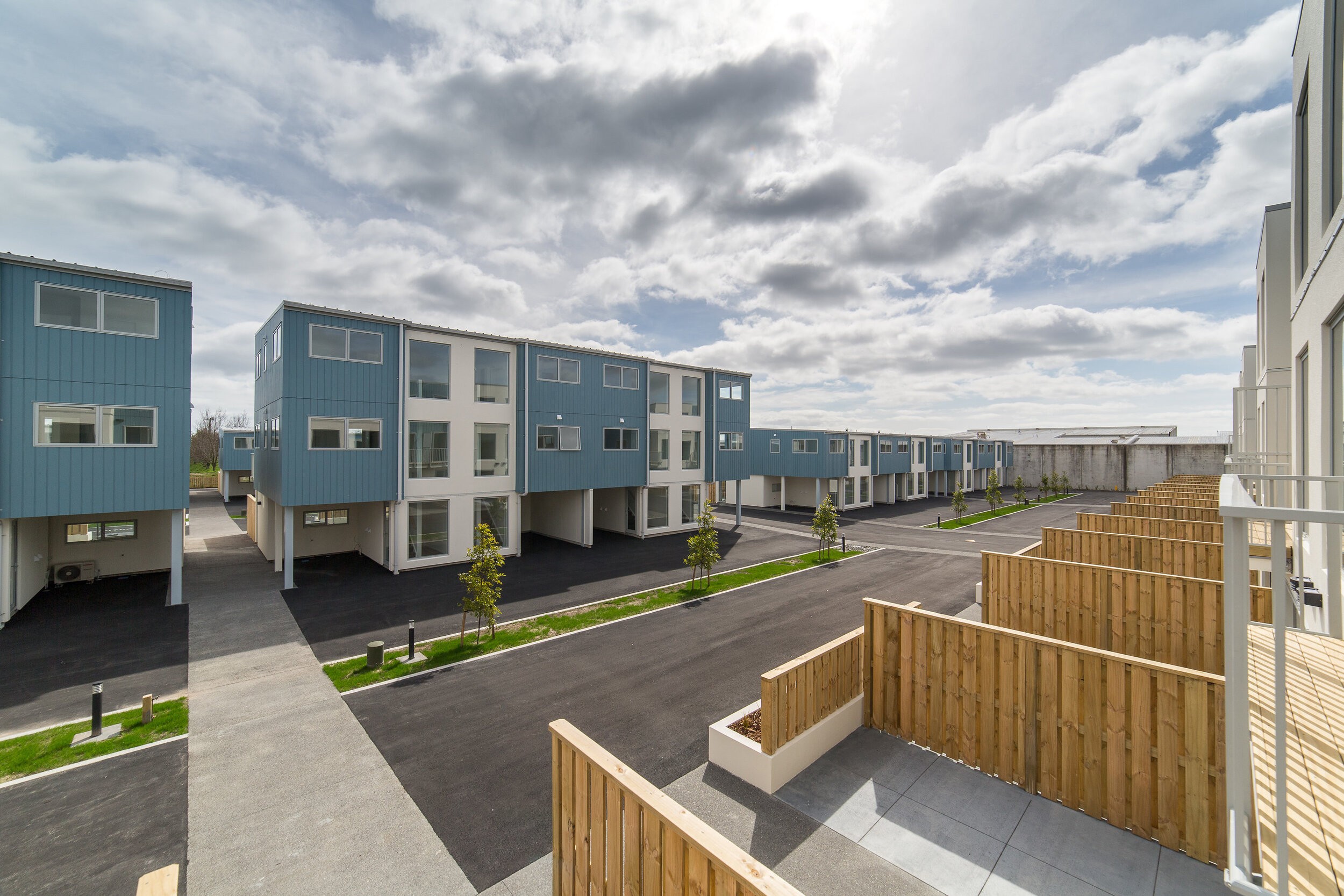 Nine Oaks — townhouse design — view 8