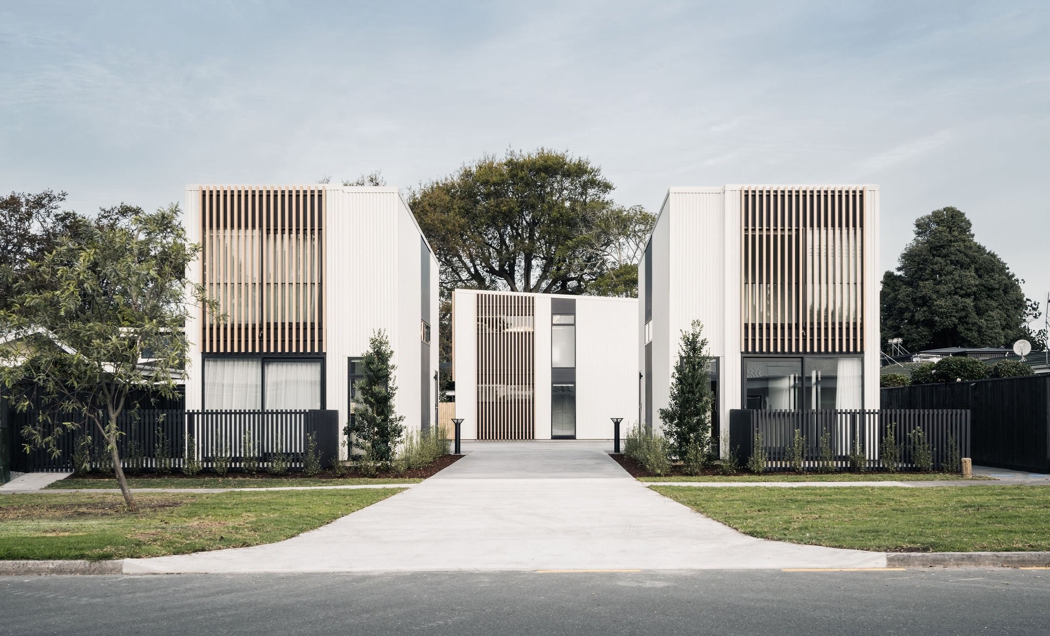 Lumina Stage 1 — townhouse design — view 9