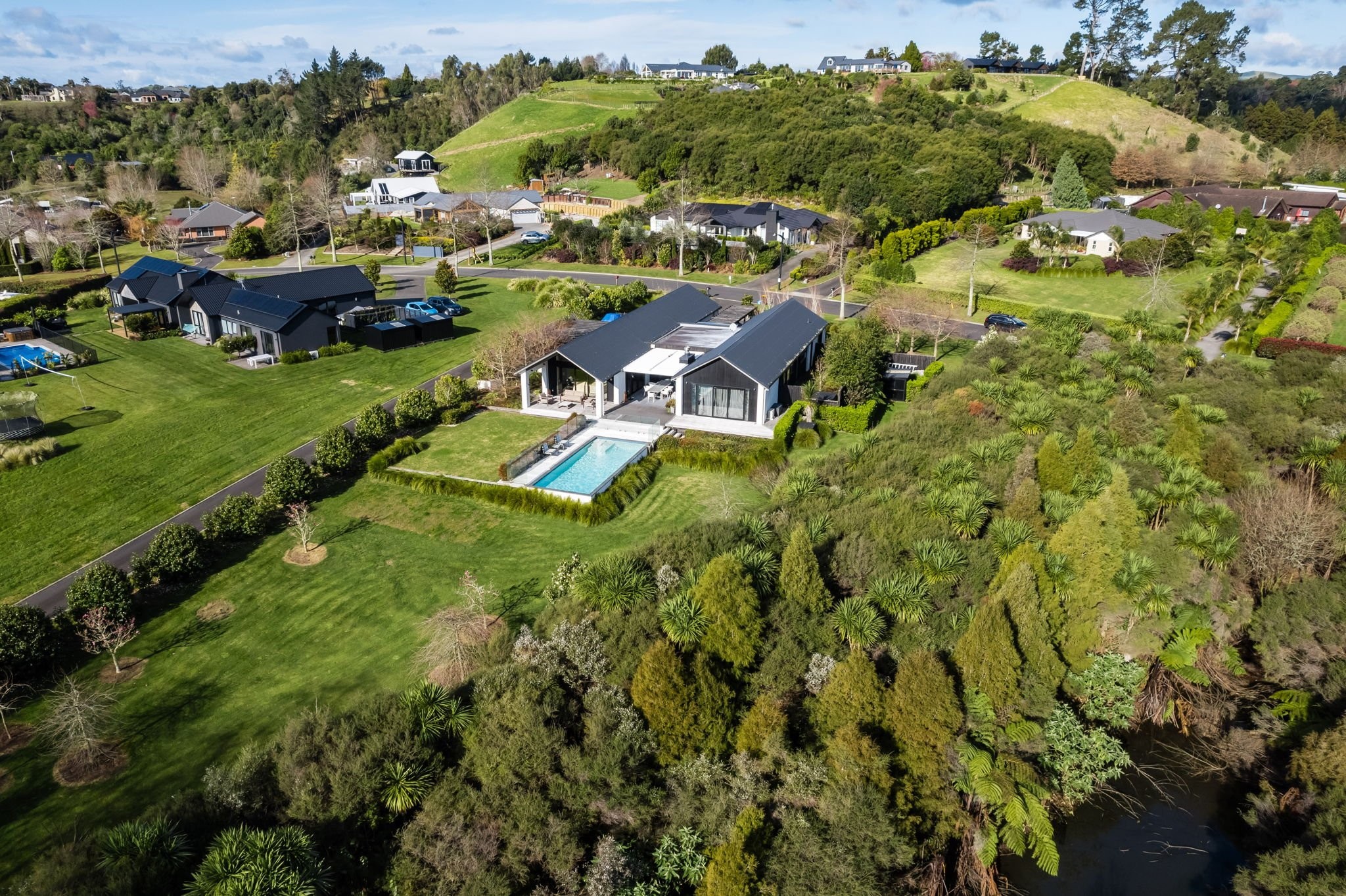 Philips Drive — residential house design, Oropi, Tauranga — view 9
